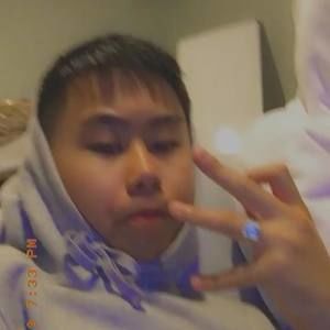 Meet your Posher, Ling